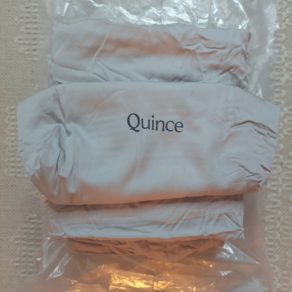 Quince Organic Bamboo Gray Sheets & Pillowcases! Sz. King (571) - Picture 4 of 10